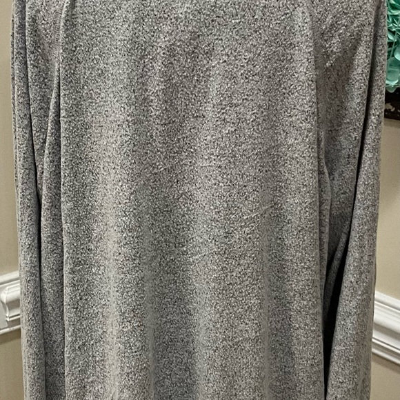 CaciqueGray Sweater Size 22/24 - Picture 3 of 3